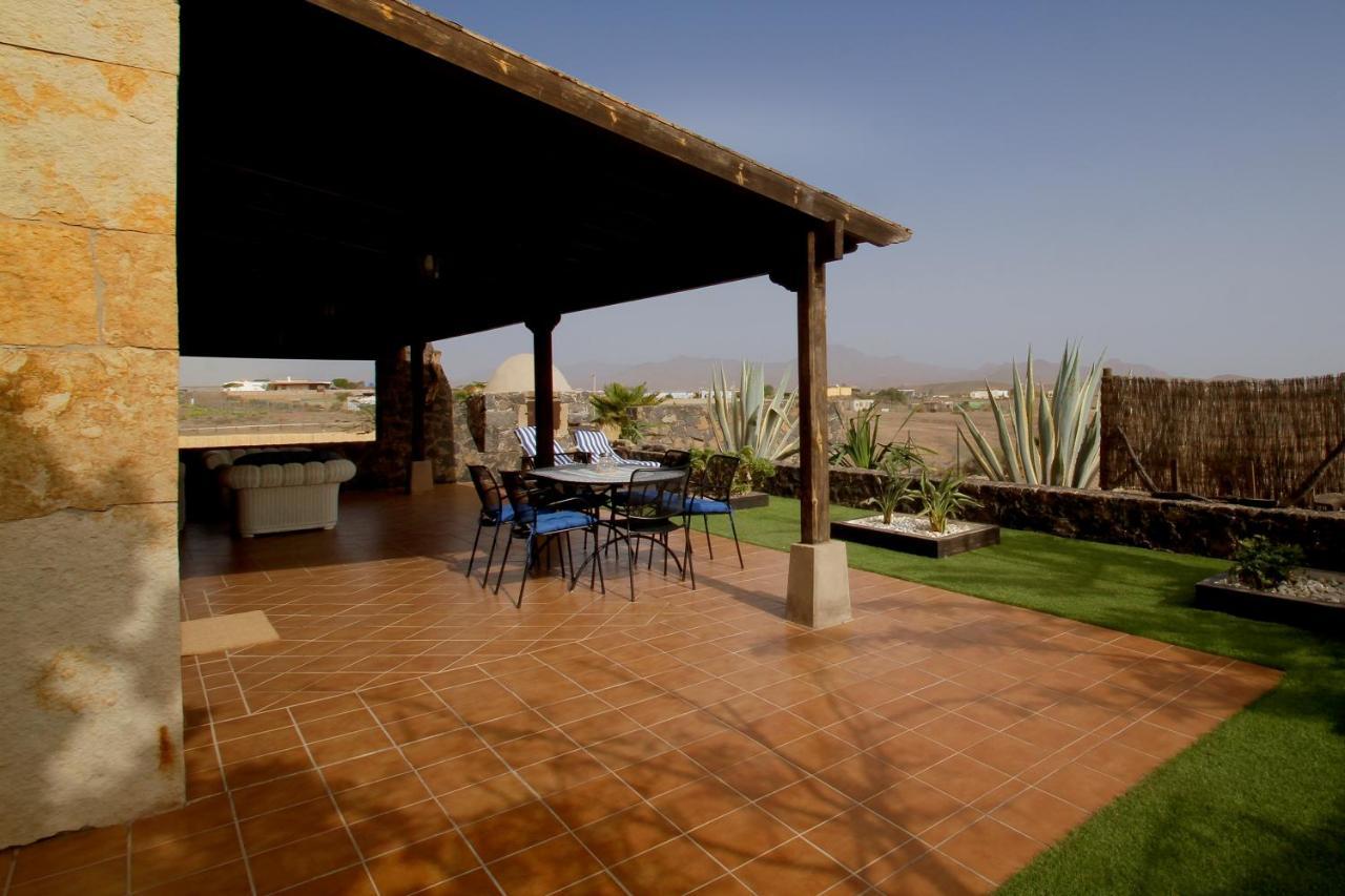 Villa Los Volcanes El Charco  外观 照片
